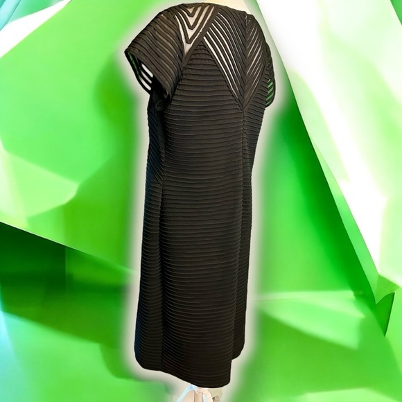 Calvin Klein ‘Plus Size Illusion Banded Sheath Dress’ in Black Size 16W - Picture 10 of 16